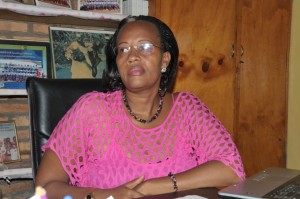 La directrice Martine Umubyeyi a l'ambition de construire une école technique moderne (Photo Gérard Rugambwa)