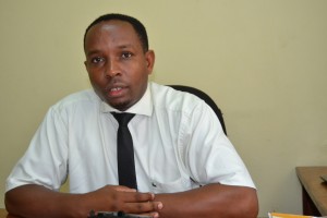 Professeur Salomon Nsabimana au cours de l’entretien (Photo TM)