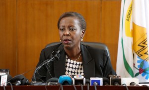 La porte-parole du gouvernement, Louise Mushikiwabo, affirme que le Rwanda n'a aucune intention de se mêler dans les affaires burundaises (Photo R. James)