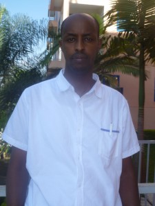 Le gynécologue Emmanuel Semwaga (Photo Chantal Namukunzi)