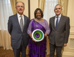 La Ministre Agnès Binagwaho, reçoit le prix Roux (Photo archives)