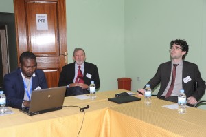 M. Philbert Zimulinda et les Experts de PTP dans une séance de consultation sur la législation des mesures (Photo Gisubizo G)