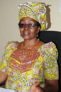 Mme Sylvie Murekeyisoni,  directrice de l'Ecole Internationale de Kigali, a pris ses précautions (Photo archives)