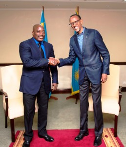 Le Chef de l'Etat rwandais, Paul Kagame (à droite), recevant son homologue RDCongolais, Joseph Kabila dans le district de Rubavu (Photo PPU)