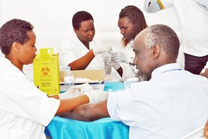 Le vaccin gratuit contre l'hépatite B (Photo Namukunzi)