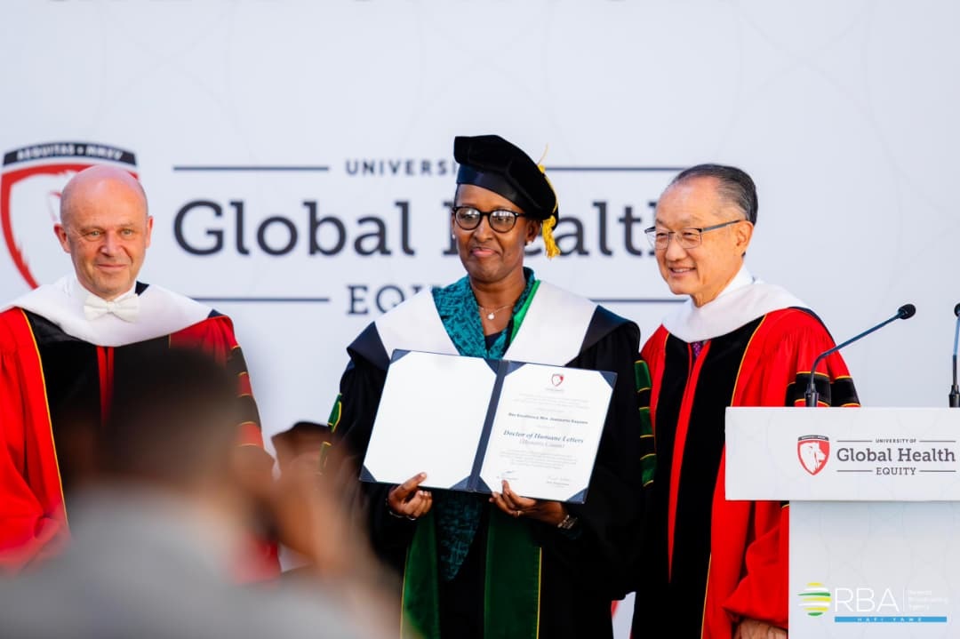 La Première Dame Jeannette Kagame reçoit un doctorat honorifique de l’UGHE