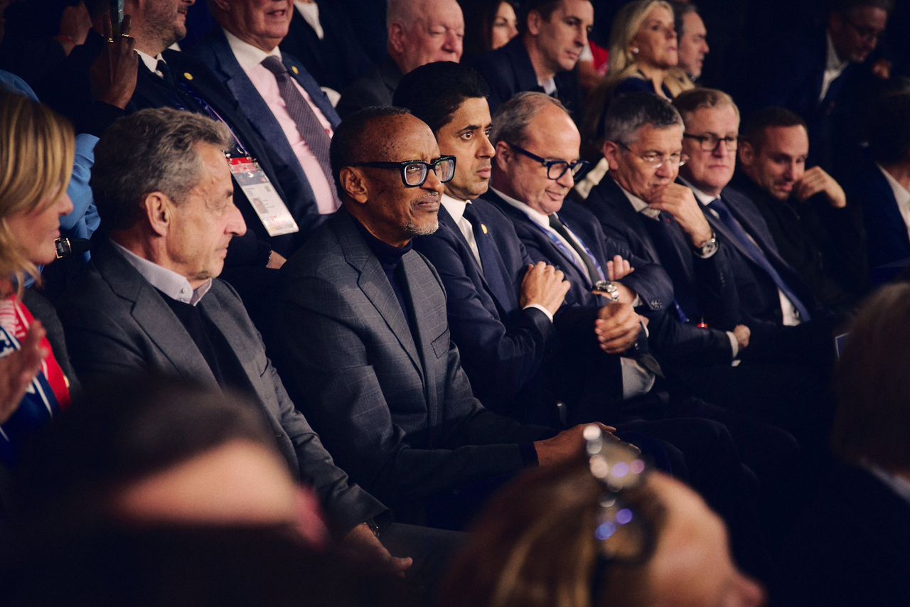 Ligue des champions de l’UEFA : Paul Kagame assiste à la demi-finale aller entre Paris Saint-Germain et Bayern Munich