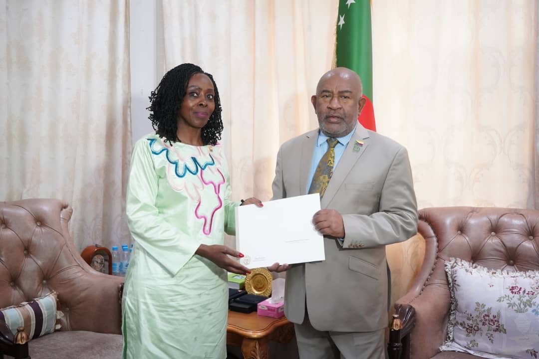 ‎Le président de Comores a reçu un message du président Kagame