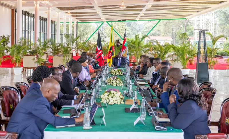 Le Cabinet kényan approuve le transit de 40 000 tonnes de carburant vers le Rwanda via le Kenya