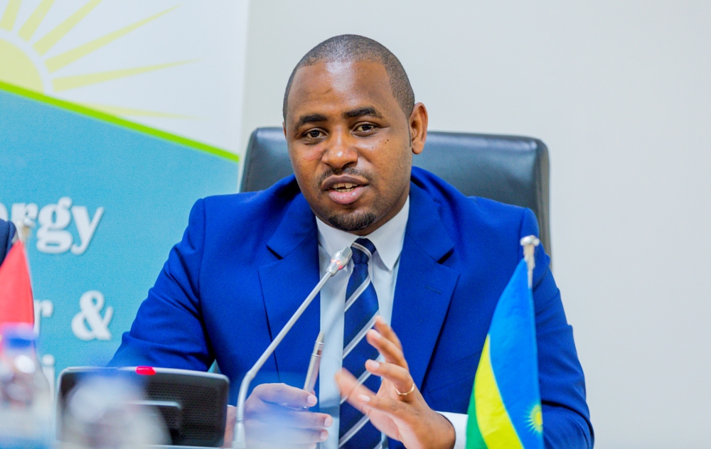 Asie: l’ex-ministre rwandais Jean de Dieu Uwihanganye rejoint Raffles Family Office