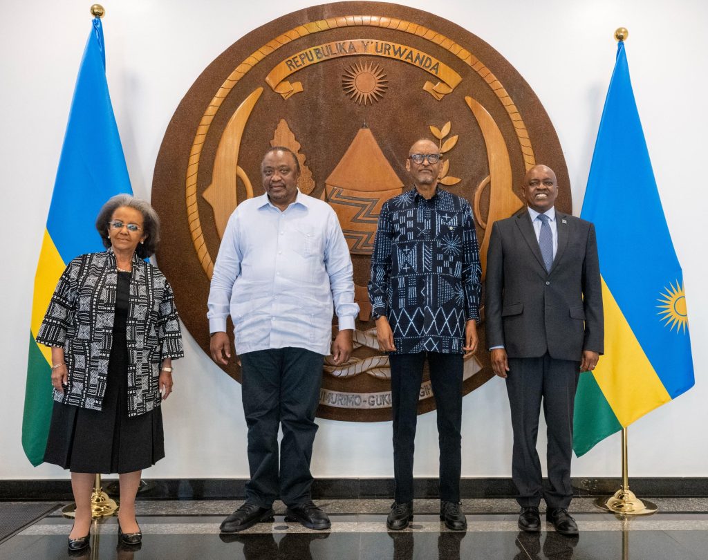 RDC : Paul Kagame reçoit le Panel des facilitateurs de l’Union africaine